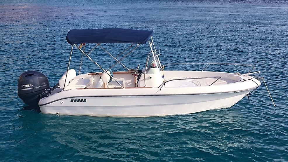 Motor boat Sessa Key Largo 19 for rent in formentera