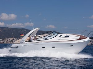 Bavaria 38 Sport / 11 Personas